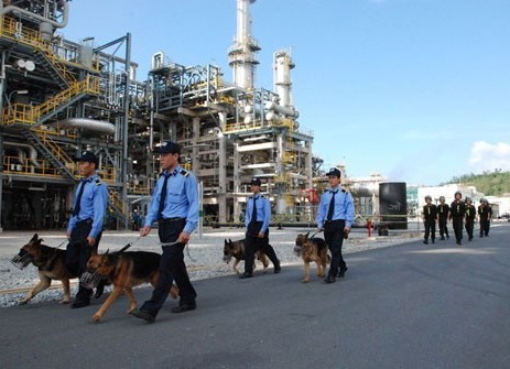 Kiểm tra an ninh khu vực công trường